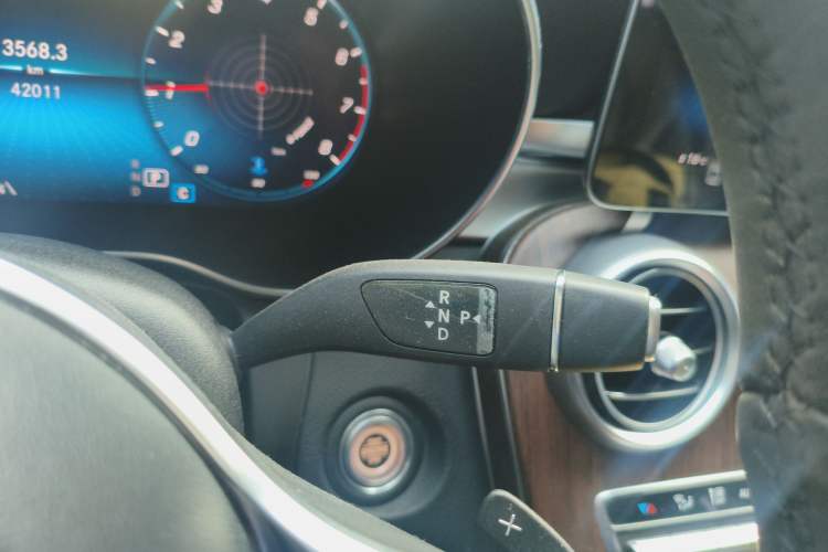 Used Mercedes-Benz GLC 2021 GLC 300 L 4MATIC Dynamic Model Gear Lever