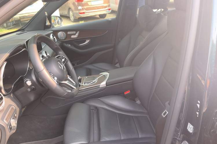 Used Mercedes-Benz GLC 2021 GLC 300 L 4MATIC Dynamic Model Left Front Seat