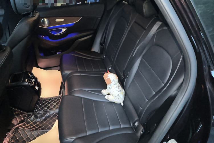 Used Mercedes-Benz GLC 2021 GLC 300 L 4MATIC Dynamic Model Left Rear Seat