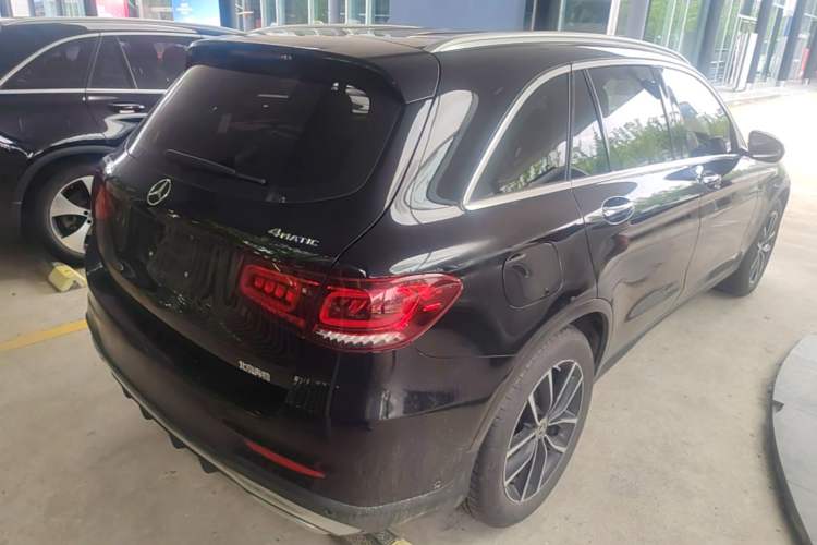 Used Mercedes-Benz GLC 2021 GLC 260 L 4MATIC Luxury Model Rear Right 45 Deg