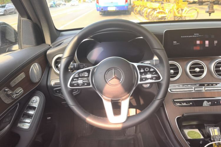 Used Mercedes-Benz GLC 2021 GLC 300 L 4MATIC Dynamic Model Steering Wheel