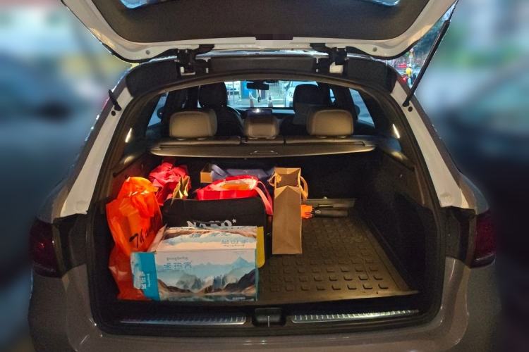 Used Mercedes-Benz GLC 2021 GLC 260 L 4MATIC Dynamic Edition Trunk