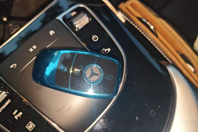 Used Mercedes-Benz GLC 2021 GLC 260 L 4MATIC Dynamic Edition Vehicle Key