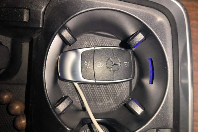 Used Mercedes-Benz GLC 2021 GLC 300 L 4MATIC Dynamic Model Vehicle Key