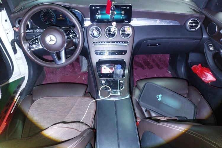 Used Mercedes-Benz GLC 2021 GLC 260 L 4MATIC Luxury Model Center Console