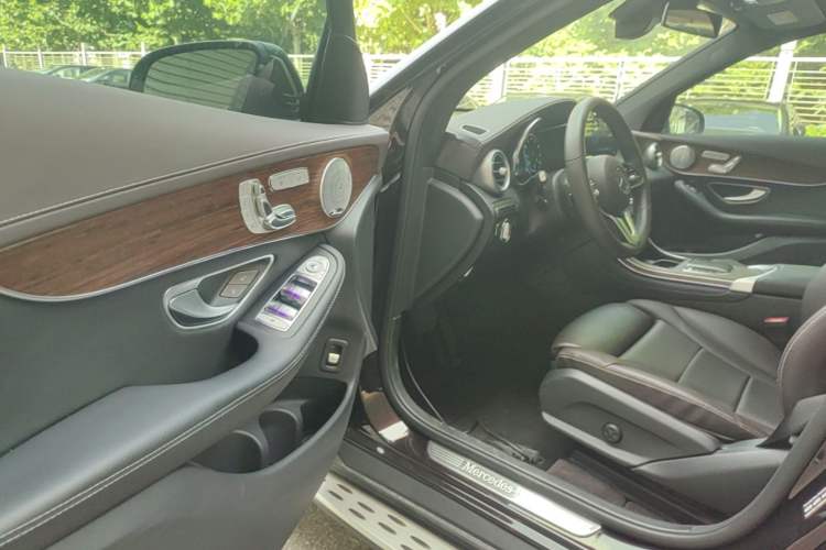 Used Mercedes-Benz GLC 2021 GLC 300 L 4MATIC Dynamic Model Driver Seat
