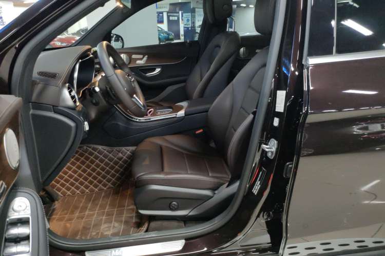 Used Mercedes-Benz GLC 2021 GLC 300 L 4MATIC Dynamic Model Left Front Seat