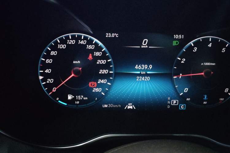 Used Mercedes-Benz GLC 2021 GLC 300 L 4MATIC Dynamic Model Odometer Close Up