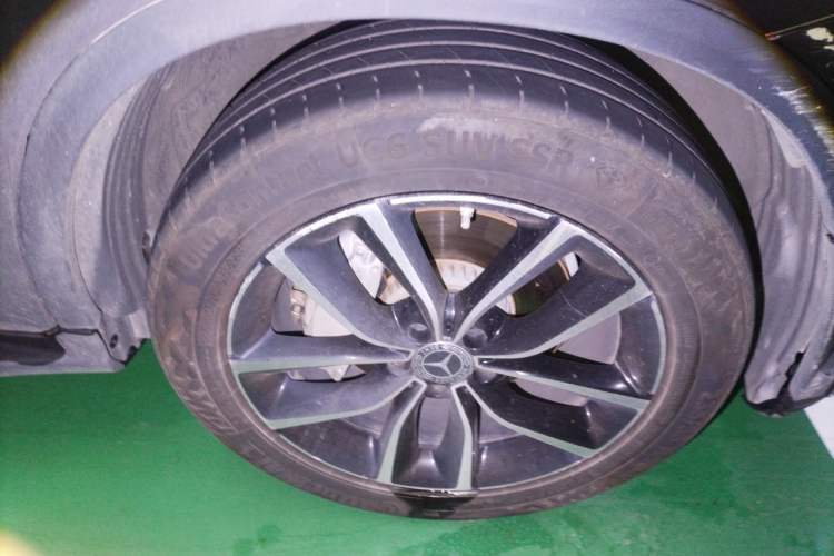 Used Mercedes-Benz GLC 2021 GLC 260 L 4MATIC Luxury Model Right Front Wheel Hub