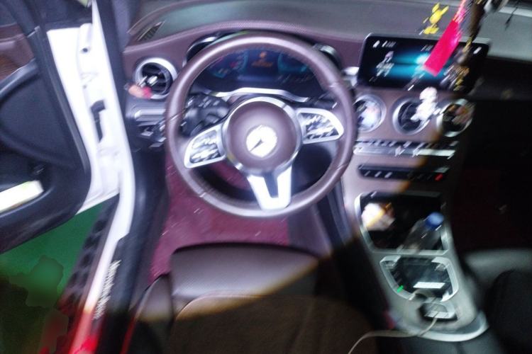 Used Mercedes-Benz GLC 2021 GLC 260 L 4MATIC Luxury Model Steering Wheel