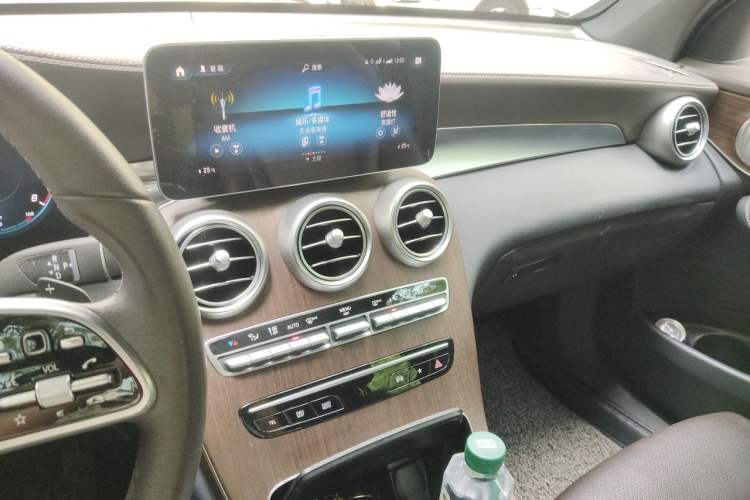 Used Mercedes-Benz GLC 2021 GLC 300 L 4MATIC Dynamic Model Audio And AC Panel