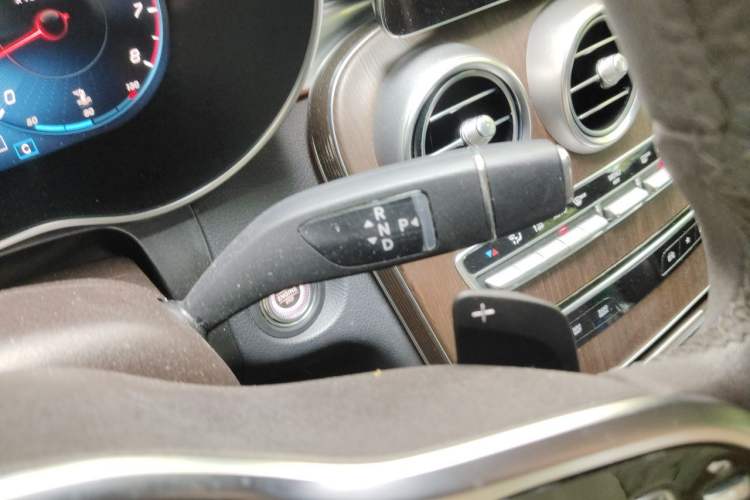 Used Mercedes-Benz GLC 2021 GLC 300 L 4MATIC Dynamic Model Gear Lever