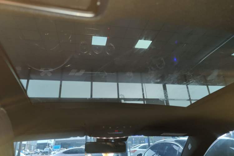 Used Mercedes-Benz GLC 2021 GLC 260 L 4MATIC Dynamic Edition Headliner