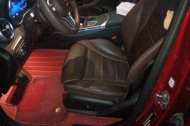 Used Mercedes-Benz GLC 2021 GLC 300 L 4MATIC Dynamic Model Left Front Seat