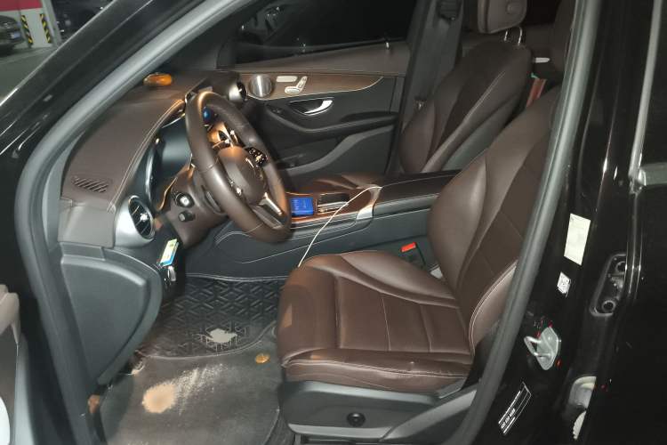 Used Mercedes-Benz GLC 2021 GLC 300 L 4MATIC Dynamic Model Left Front Seat