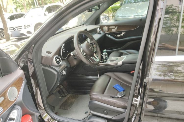Used Mercedes-Benz GLC 2021 GLC 300 L 4MATIC Dynamic Model Left Front Seat