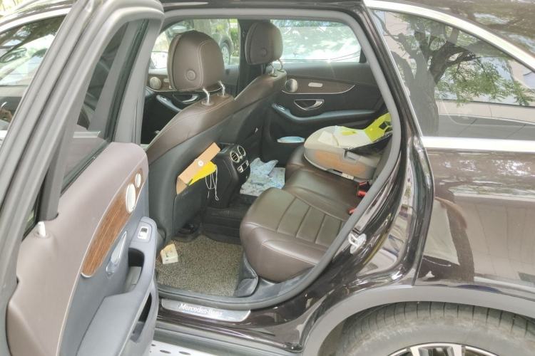 Used Mercedes-Benz GLC 2021 GLC 300 L 4MATIC Dynamic Model Left Rear Seat