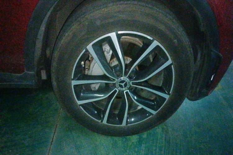 Used Mercedes-Benz GLC 2021 GLC 300 L 4MATIC Dynamic Model Right Front Wheel Hub