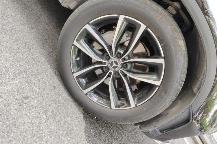 Used Mercedes-Benz GLC 2021 GLC 300 L 4MATIC Dynamic Model Right Front Wheel Hub