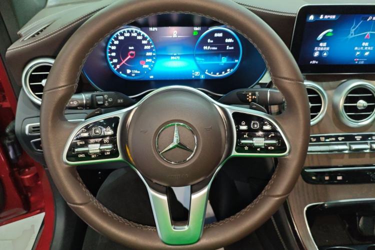 Used Mercedes-Benz GLC 2021 GLC 260 L 4MATIC Luxury Model Steering Wheel
