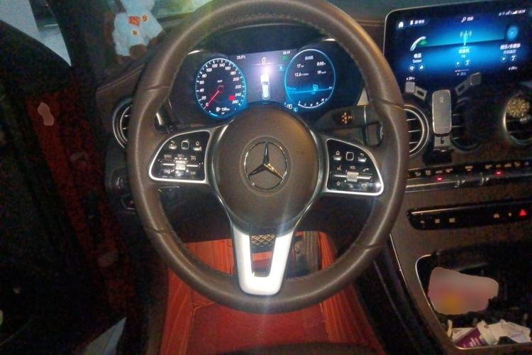 Used Mercedes-Benz GLC 2021 GLC 300 L 4MATIC Dynamic Model Steering Wheel