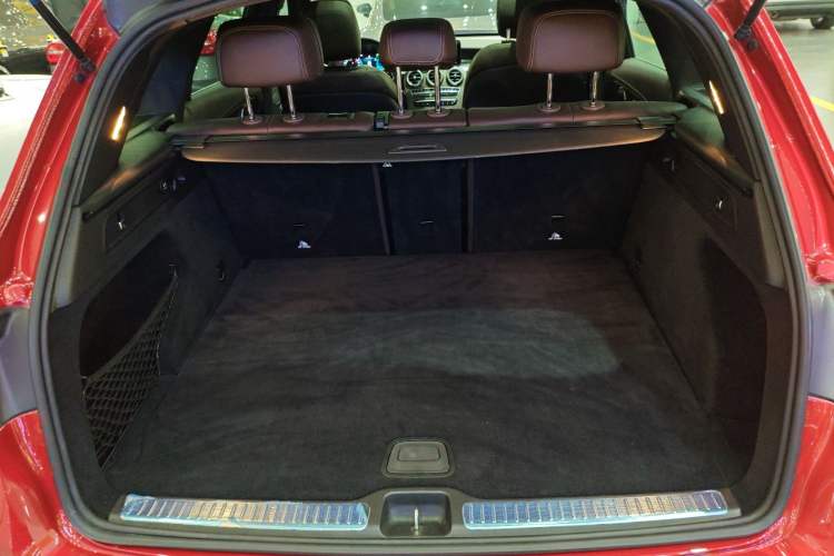 Used Mercedes-Benz GLC 2021 GLC 260 L 4MATIC Luxury Model Trunk