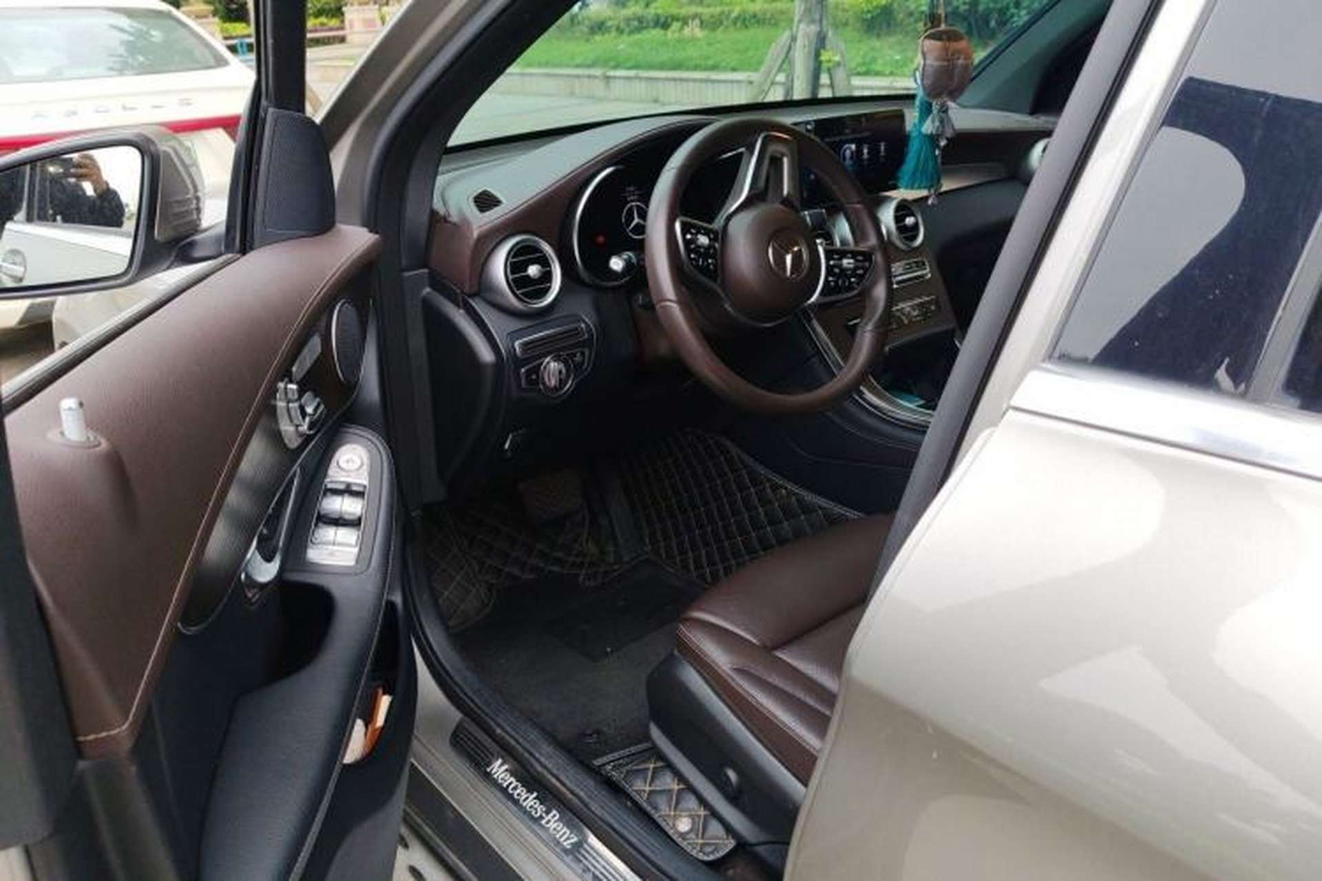 Used Mercedes-Benz GLC 2021 GLC 260 L 4MATIC Luxury Model Driver Seat