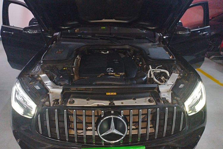 Used Mercedes-Benz GLC 2021 GLC 300 L 4MATIC Dynamic Model Engine Bay