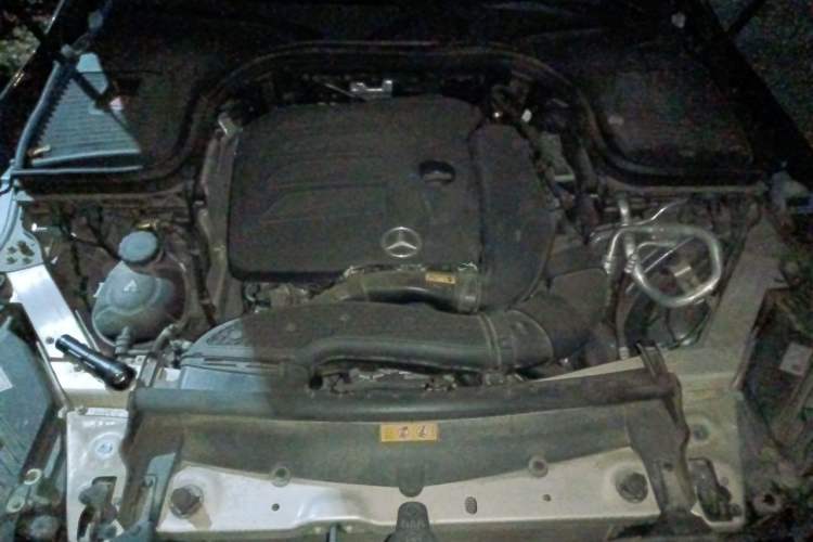 Used Mercedes-Benz GLC 2021 GLC 300 L 4MATIC Dynamic Model Engine Bay