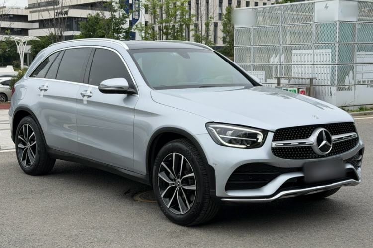 Used Mercedes-Benz GLC 2021 GLC 260 L 4MATIC Luxury Model Exterior 2
