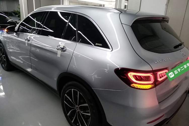 Used Mercedes-Benz GLC 2021 GLC 260 L 4MATIC Luxury Model Exterior 2