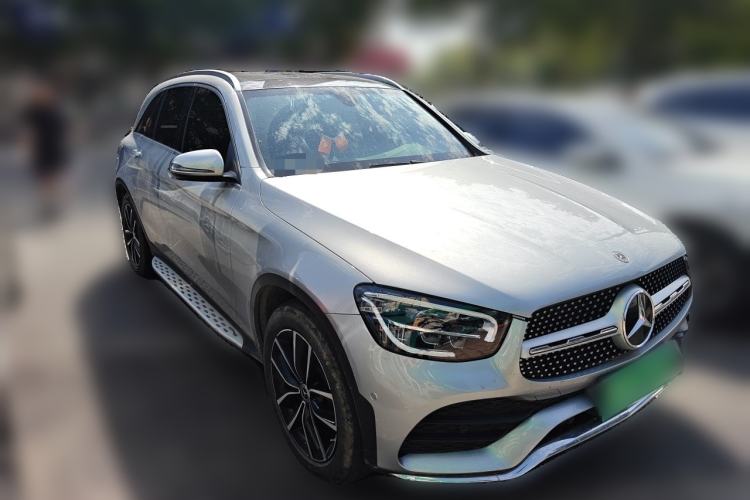 Used Mercedes-Benz GLC 2021 GLC 260 L 4MATIC Luxury Model Front Right 45 Deg
