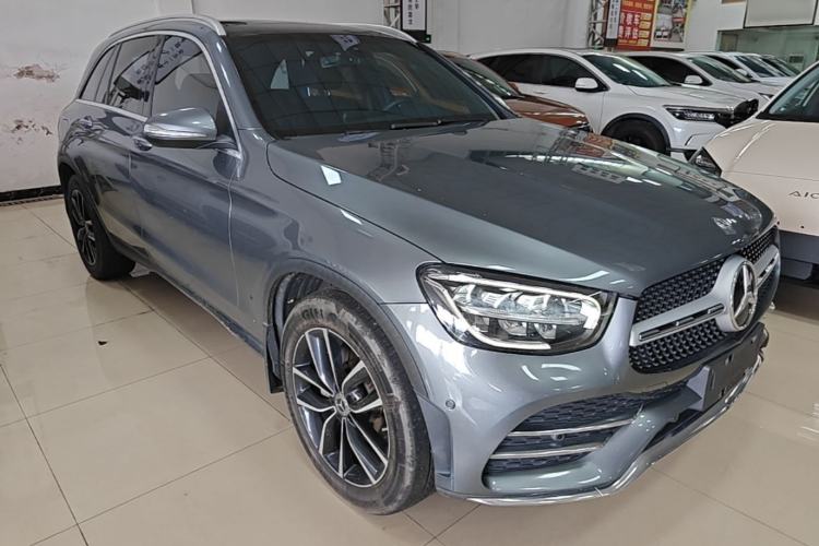Used Mercedes-Benz GLC 2021 GLC 260 L 4MATIC Luxury Model Front Right 45 Deg