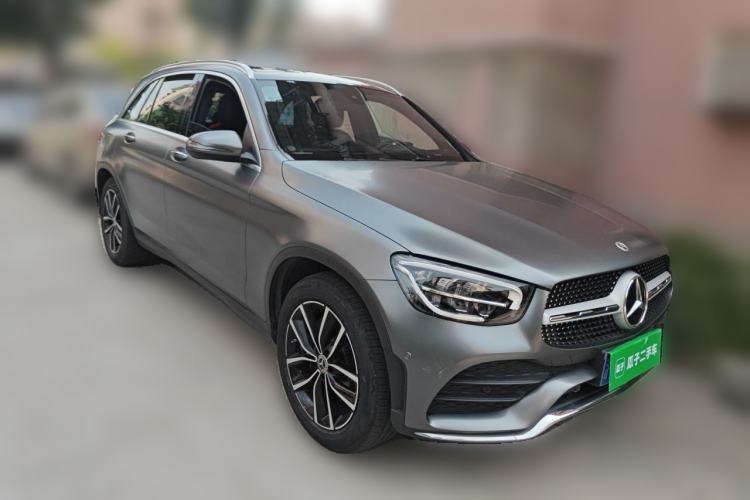 Used Mercedes-Benz GLC 2021 GLC 260 L 4MATIC Luxury Model Front Right 45 Deg