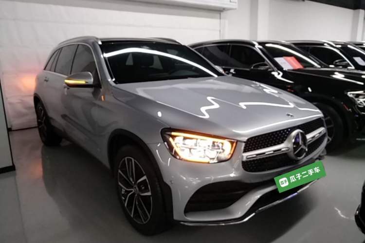 Used Mercedes-Benz GLC 2021 GLC 260 L 4MATIC Luxury Model Front Right 45 Deg