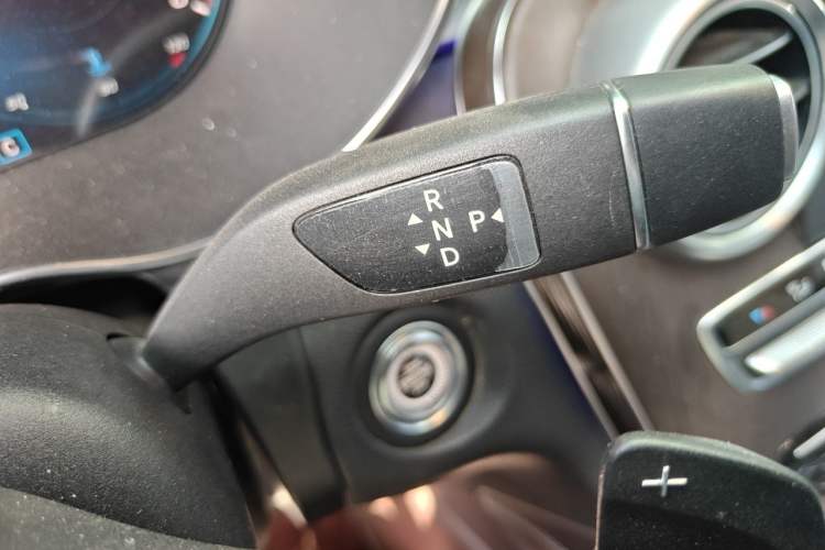 Used Mercedes-Benz GLC 2021 GLC 260 L 4MATIC Luxury Model Gear Lever