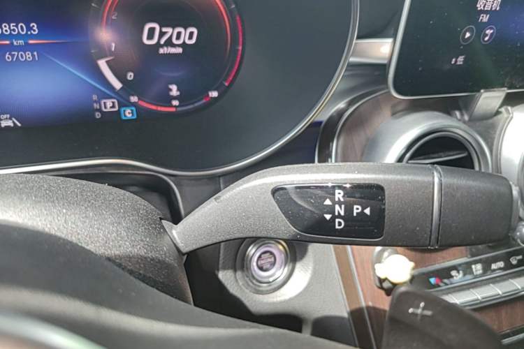 Used Mercedes-Benz GLC 2021 GLC 300 L 4MATIC Luxury Model Gear Lever