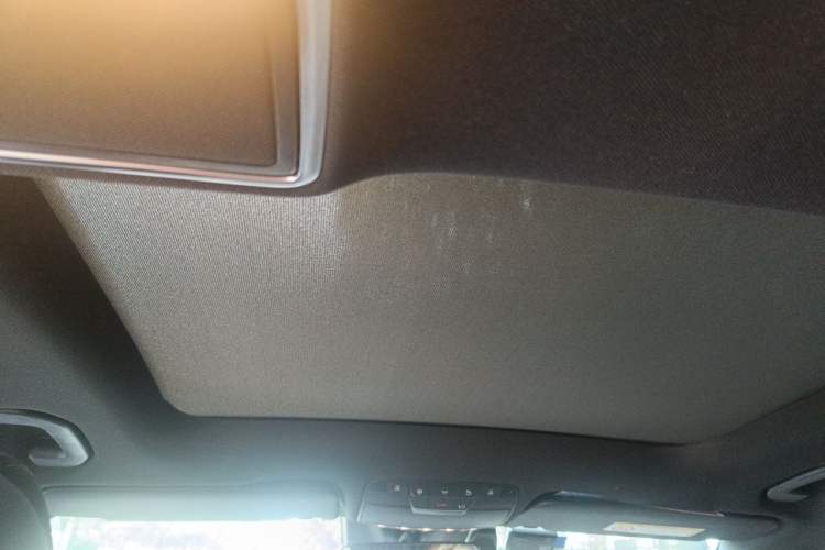 Used Mercedes-Benz GLC 2021 GLC 300 L 4MATIC Dynamic Model Headliner