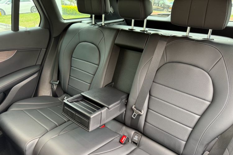 Used Mercedes-Benz GLC 2021 GLC 260 L 4MATIC Luxury Model Interior 2