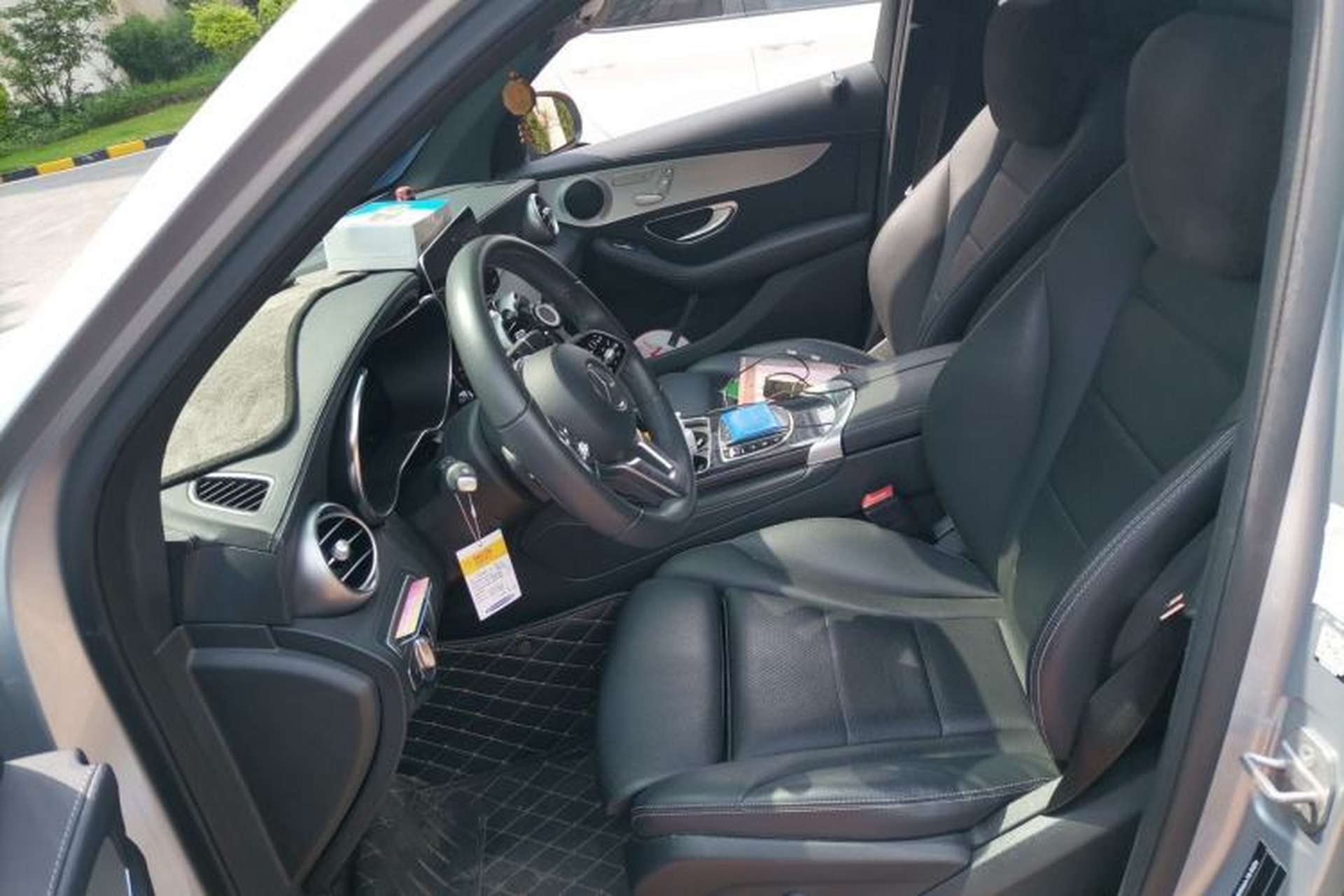 Used Mercedes-Benz GLC 2021 GLC 260 L 4MATIC Dynamic Edition Left Front Seat