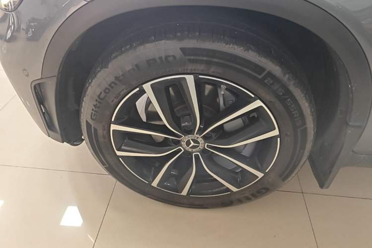 Used Mercedes-Benz GLC 2021 GLC 260 L 4MATIC Luxury Model Left Front Wheel Hub