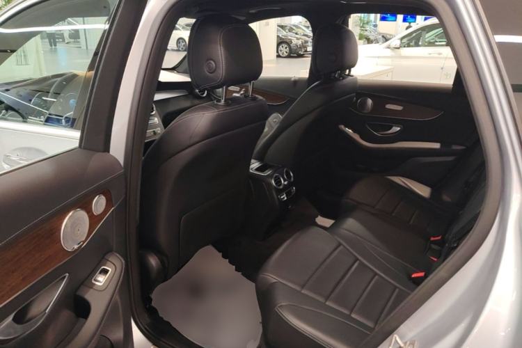 Used Mercedes-Benz GLC 2021 GLC 300 L 4MATIC Dynamic Model Left Rear Seat