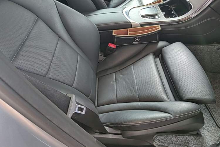 Used Mercedes-Benz GLC 2021 GLC 300 L 4MATIC Luxury Model Right Front Seat
