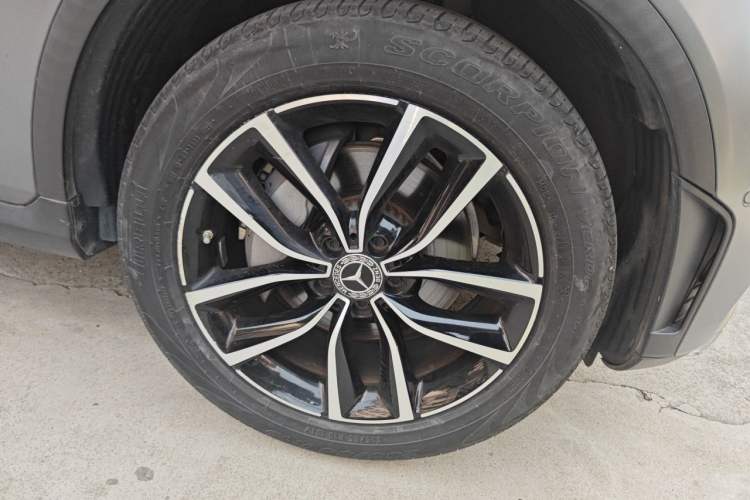 Used Mercedes-Benz GLC 2021 GLC 260 L 4MATIC Luxury Model Right Front Wheel Hub