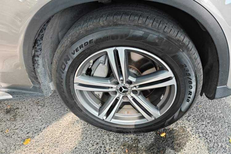 Used Mercedes-Benz GLC 2021 GLC 260 L 4MATIC Dynamic Edition Right Front Wheel Hub