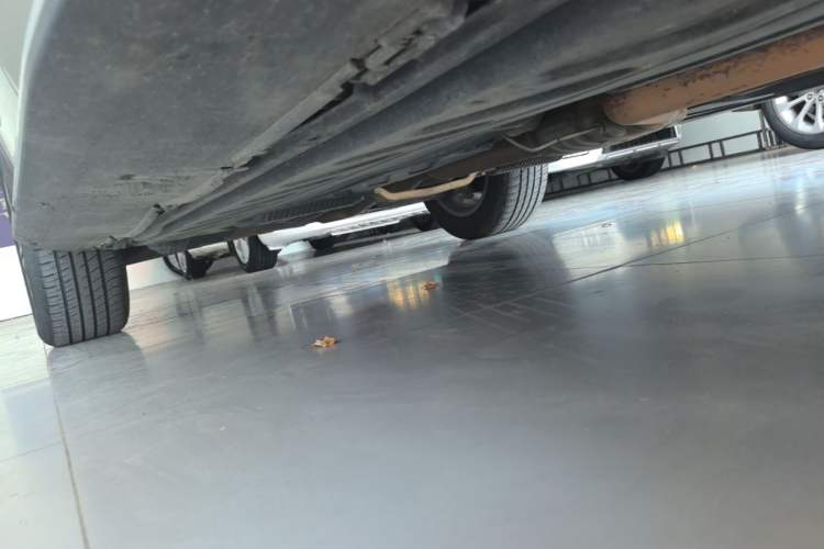 Used Mercedes-Benz GLC 2021 GLC 260 L 4MATIC Dynamic Edition Right Side Sill