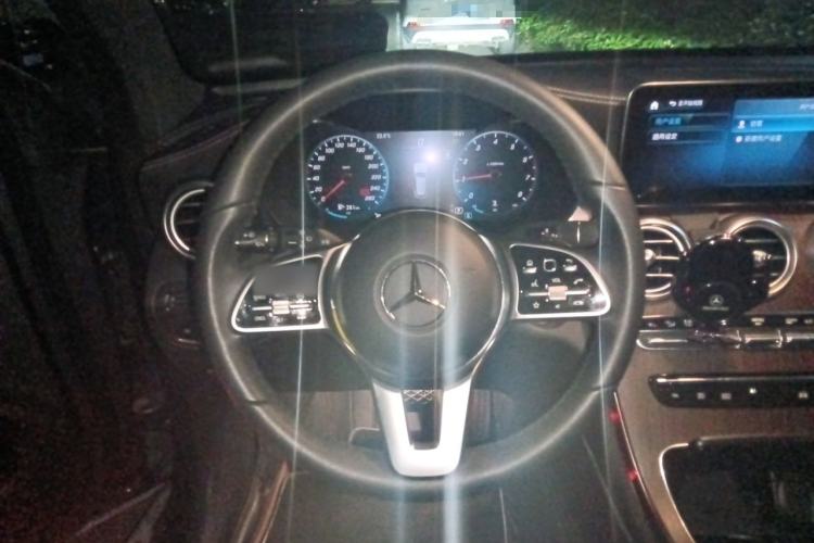 Used Mercedes-Benz GLC 2021 GLC 300 L 4MATIC Dynamic Model Steering Wheel