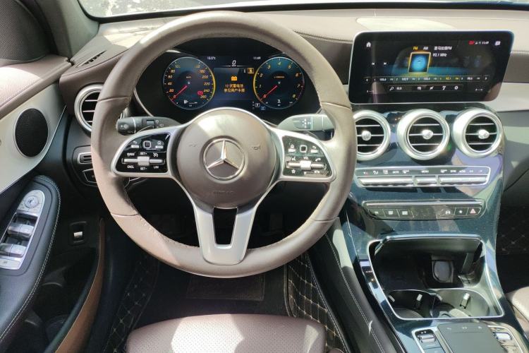 Used Mercedes-Benz GLC 2021 GLC 260 L 4MATIC Dynamic Edition Steering Wheel