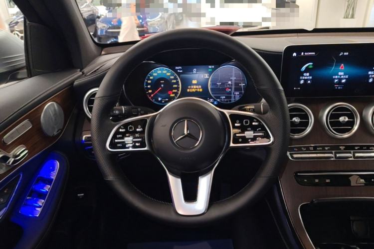Used Mercedes-Benz GLC 2021 GLC 300 L 4MATIC Dynamic Model Steering Wheel