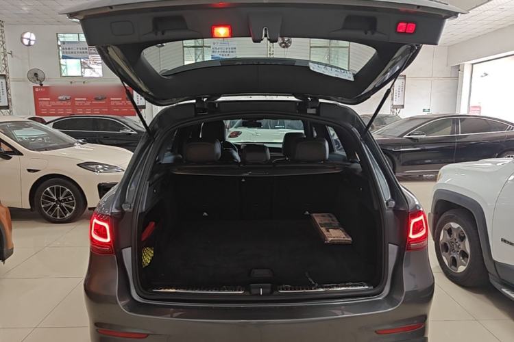 Used Mercedes-Benz GLC 2021 GLC 260 L 4MATIC Luxury Model Trunk